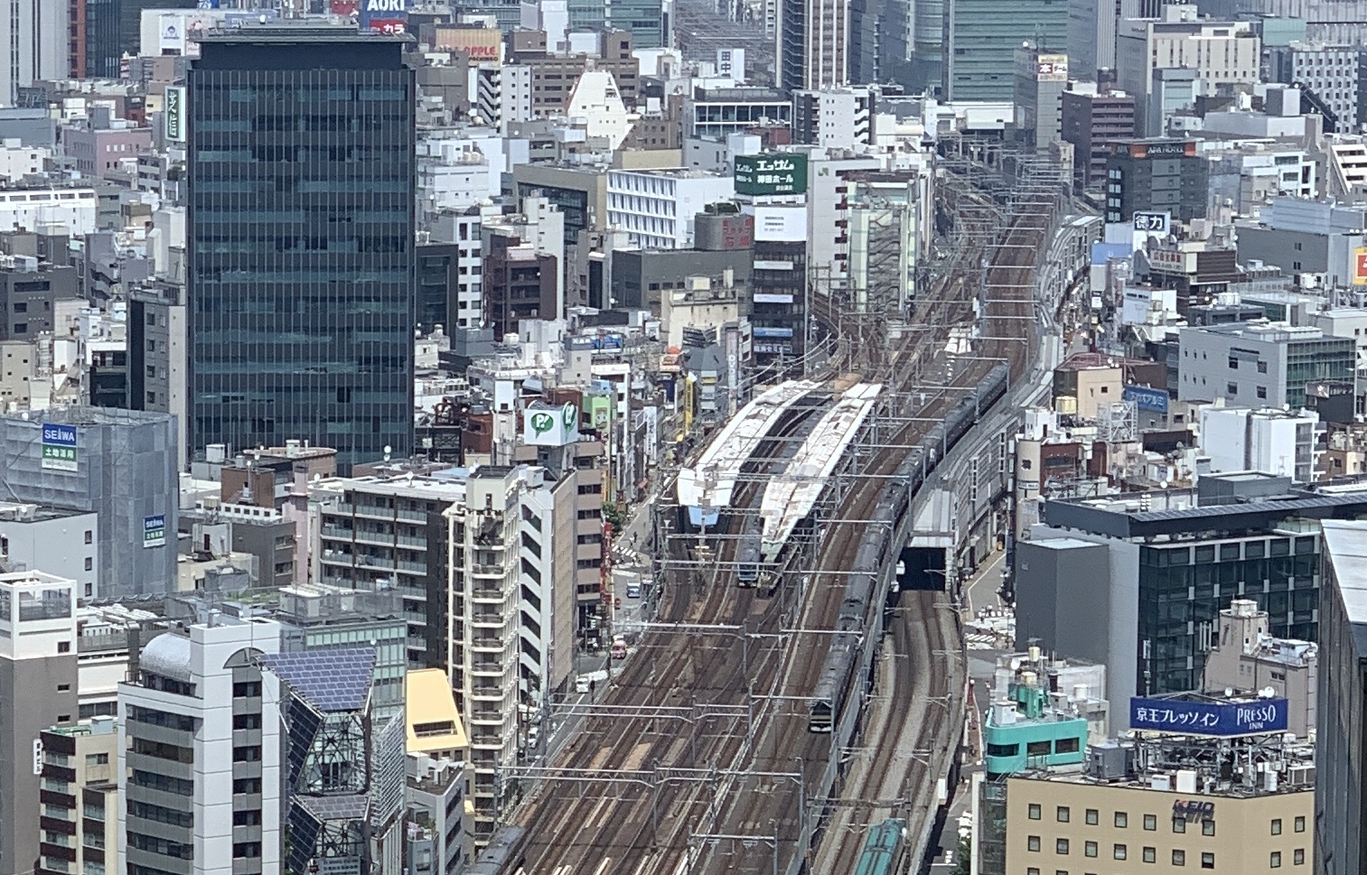 上野東京ライン・神田坂