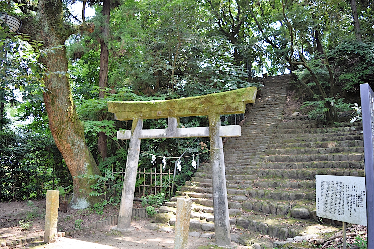 湯築城