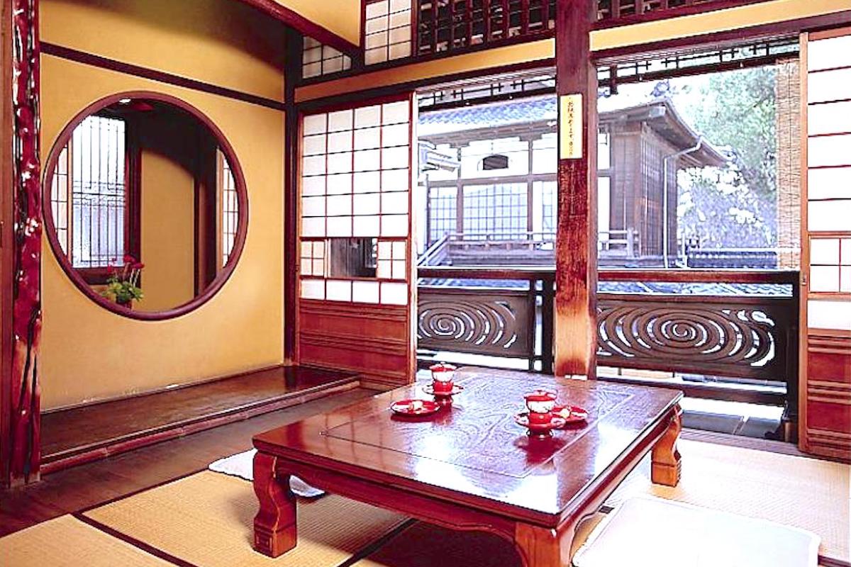 道後温泉本館