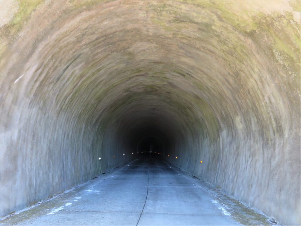 旧寒風山トンネル