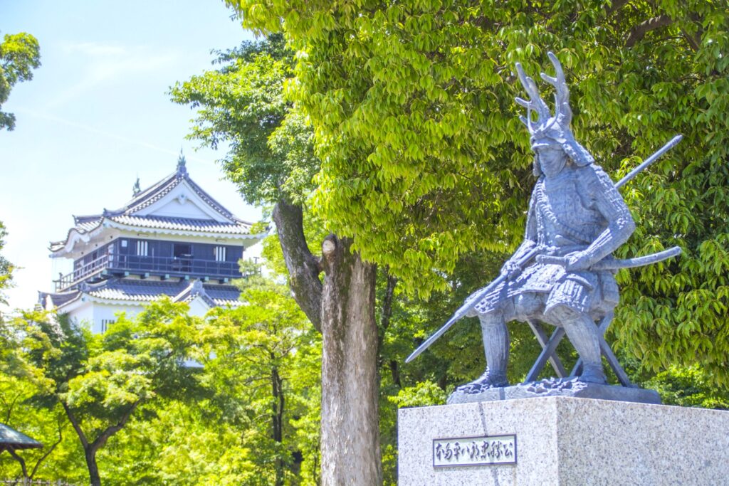 龍城神社