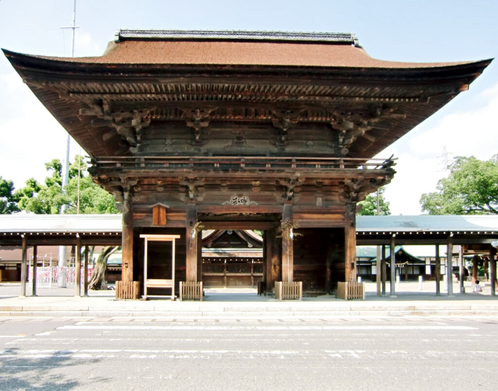 尾張大国霊神社（国府宮）