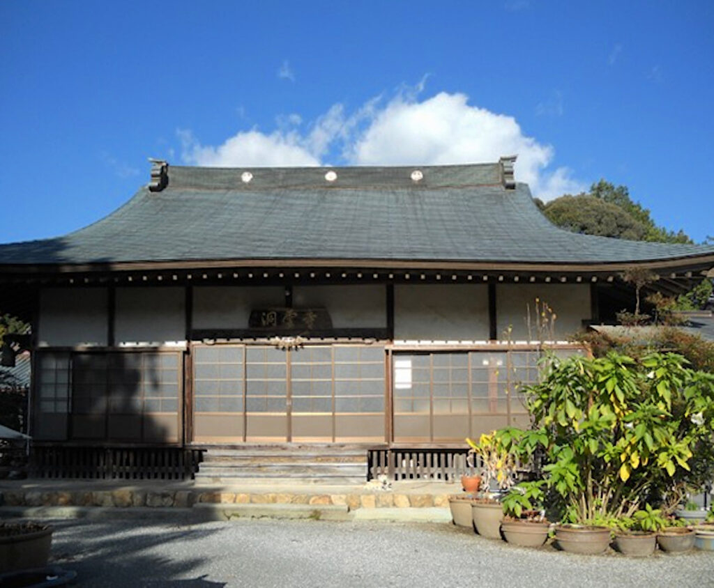 洞雲寺（森の石松の墓）