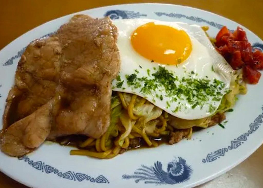 藤春食堂