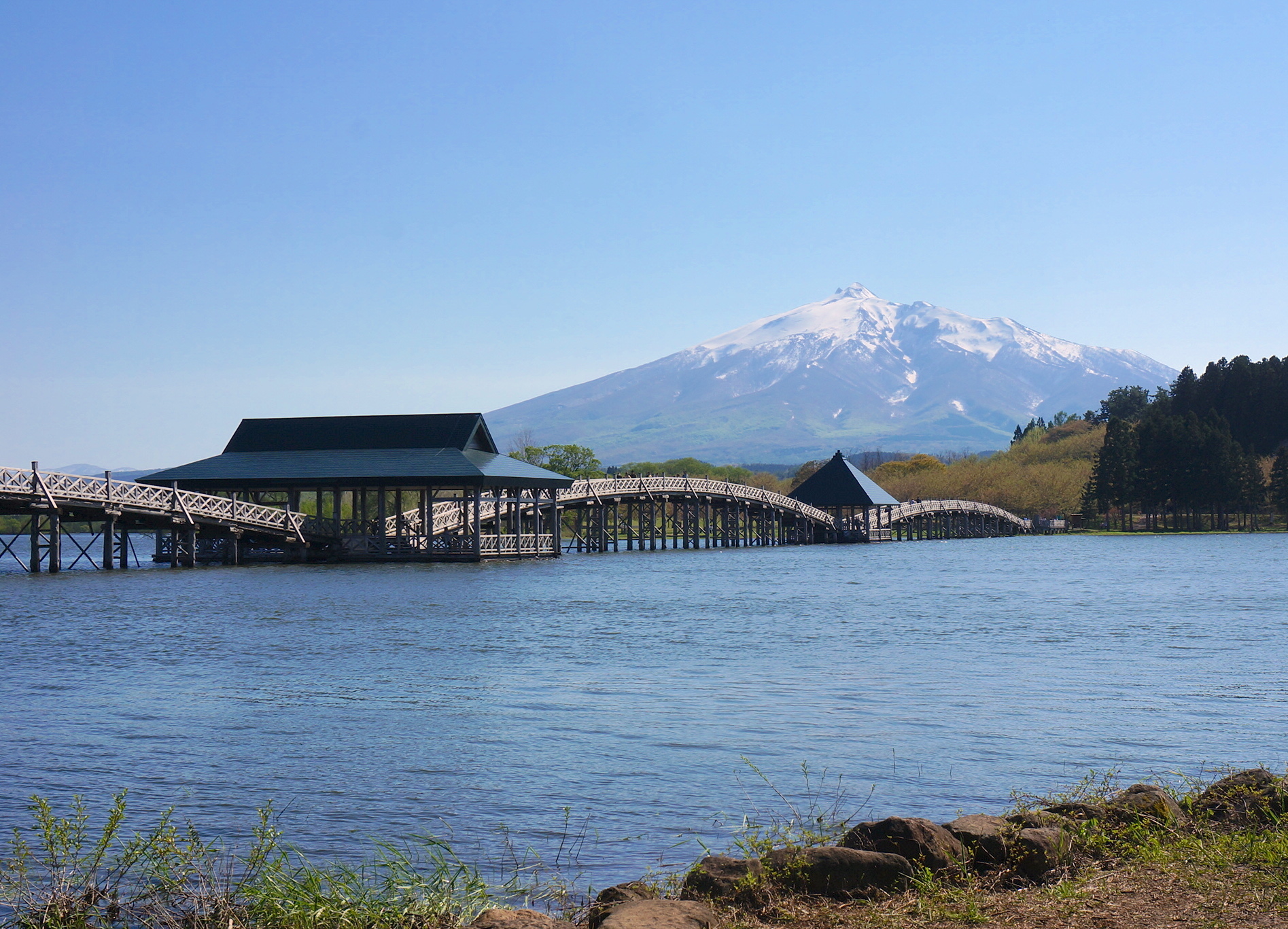津軽富士見湖（廻堰大溜池）
