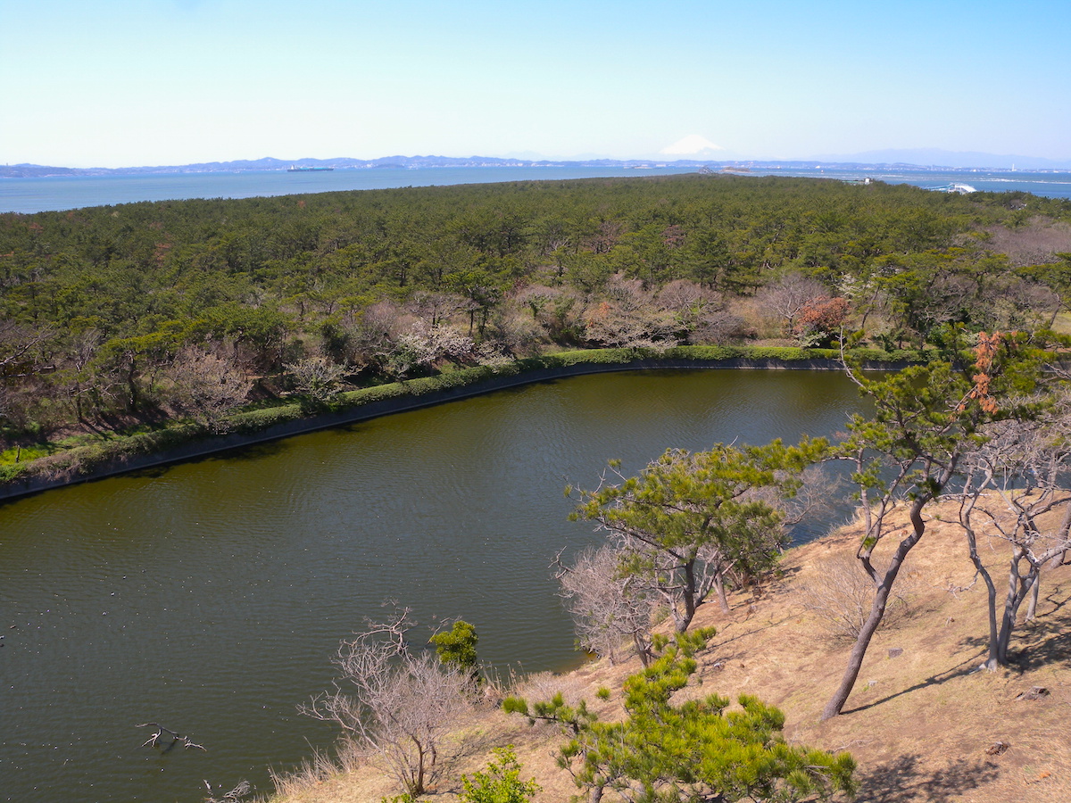 中の島展望台（富津元洲堡塁砲台跡）