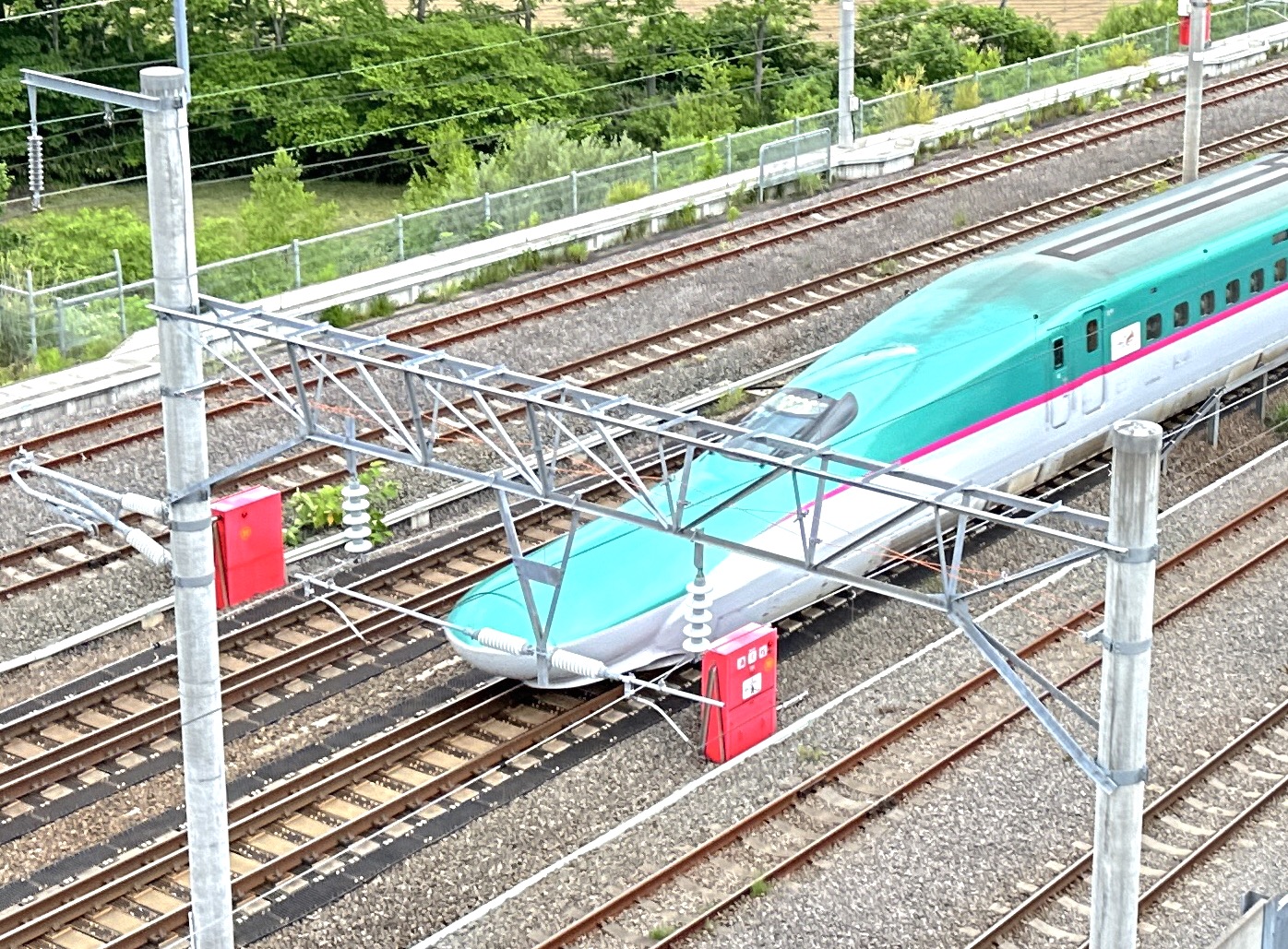 三線軌条