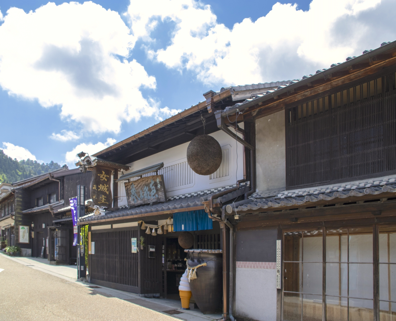 恵那市岩村町本通り伝統的建造物群保存地区