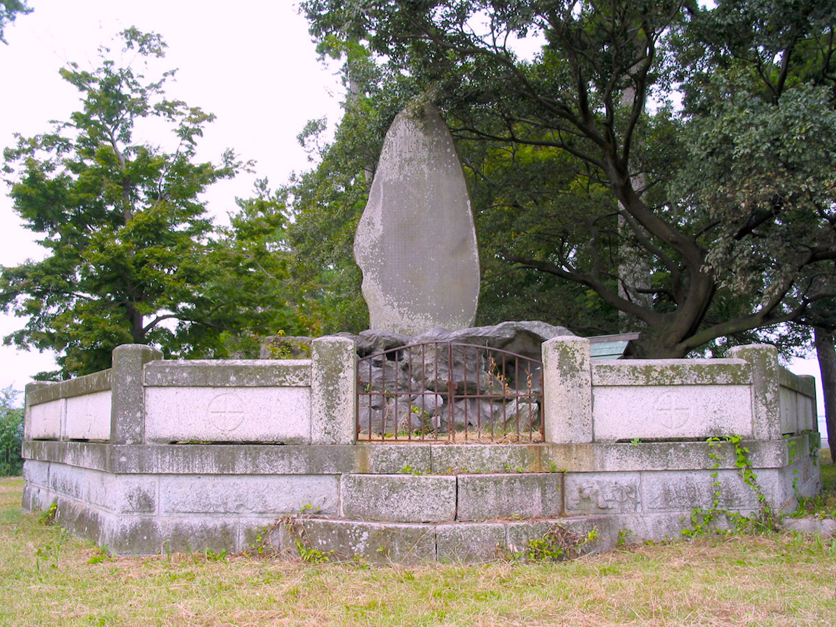 宝暦治水碑