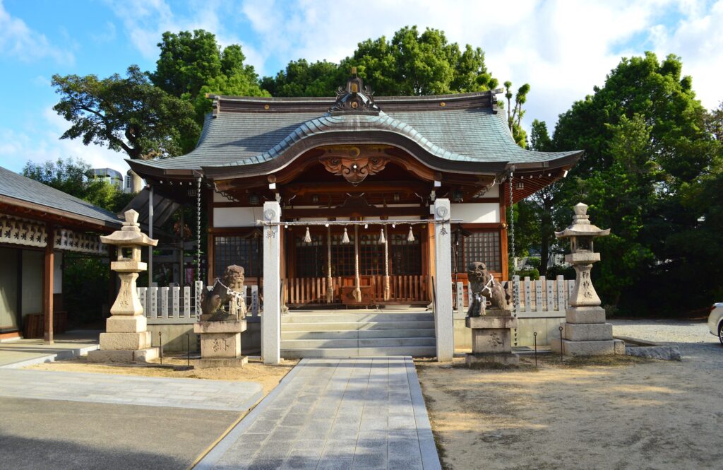伊居太神社