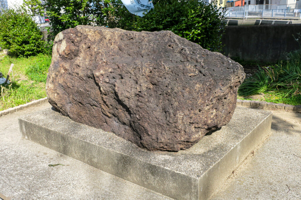 古代大輪田泊の石椋
