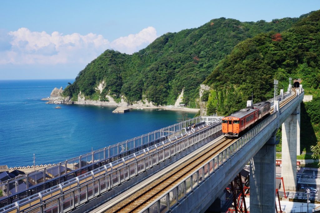 餘部駅