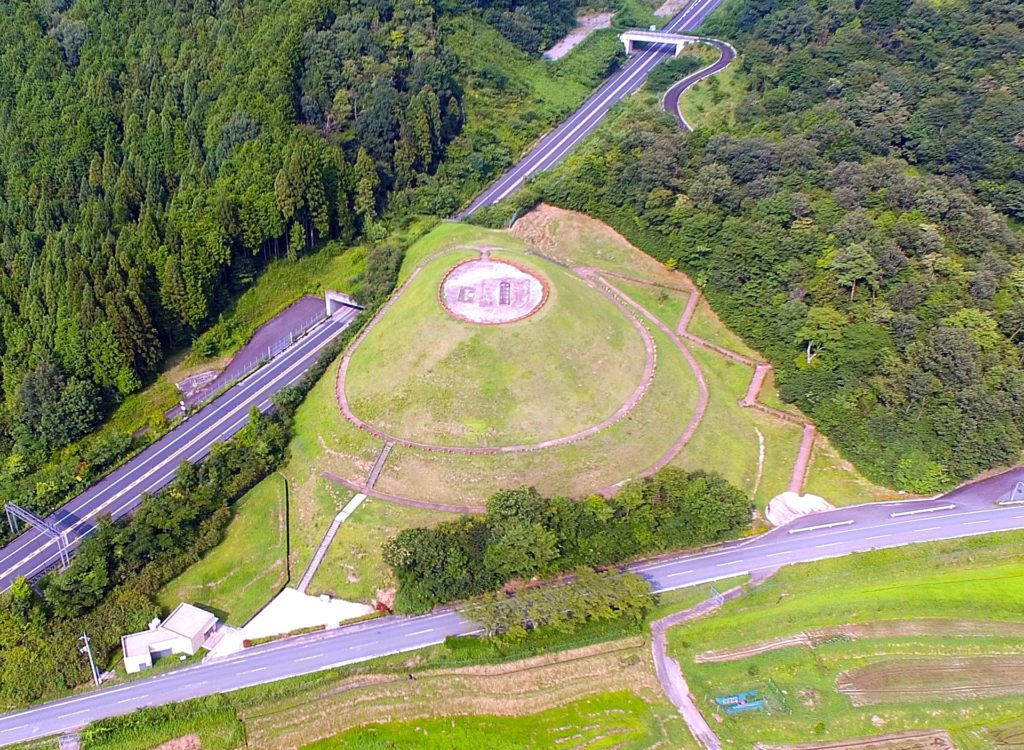 茶すり山古墳