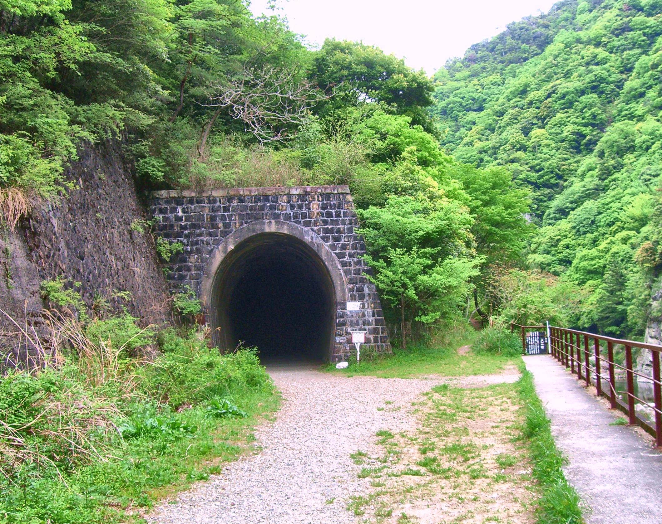 JR福知山線廃線敷・北山第一トンネル