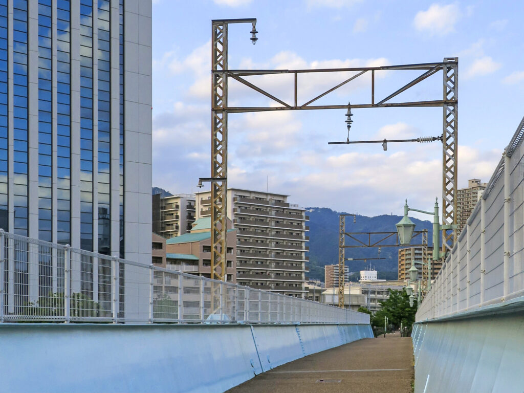 JR貨物臨港線廃線跡散歩道