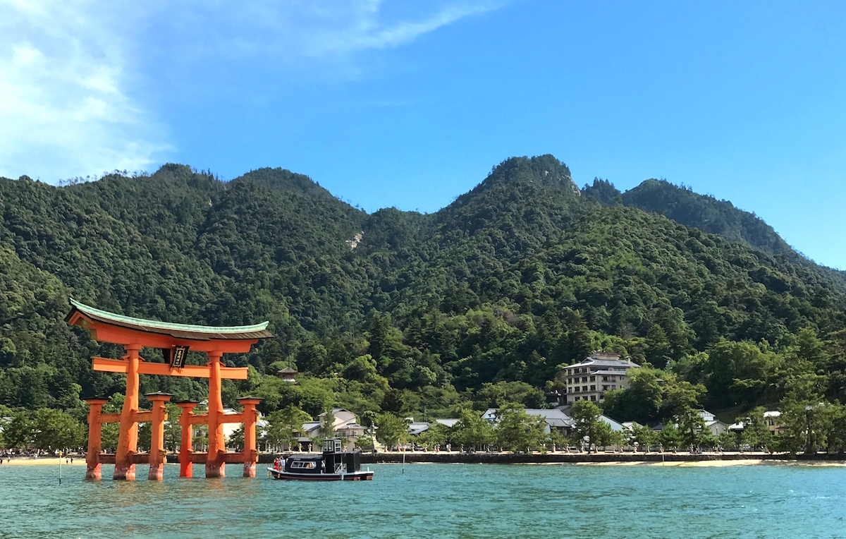 厳島神社・大鳥居