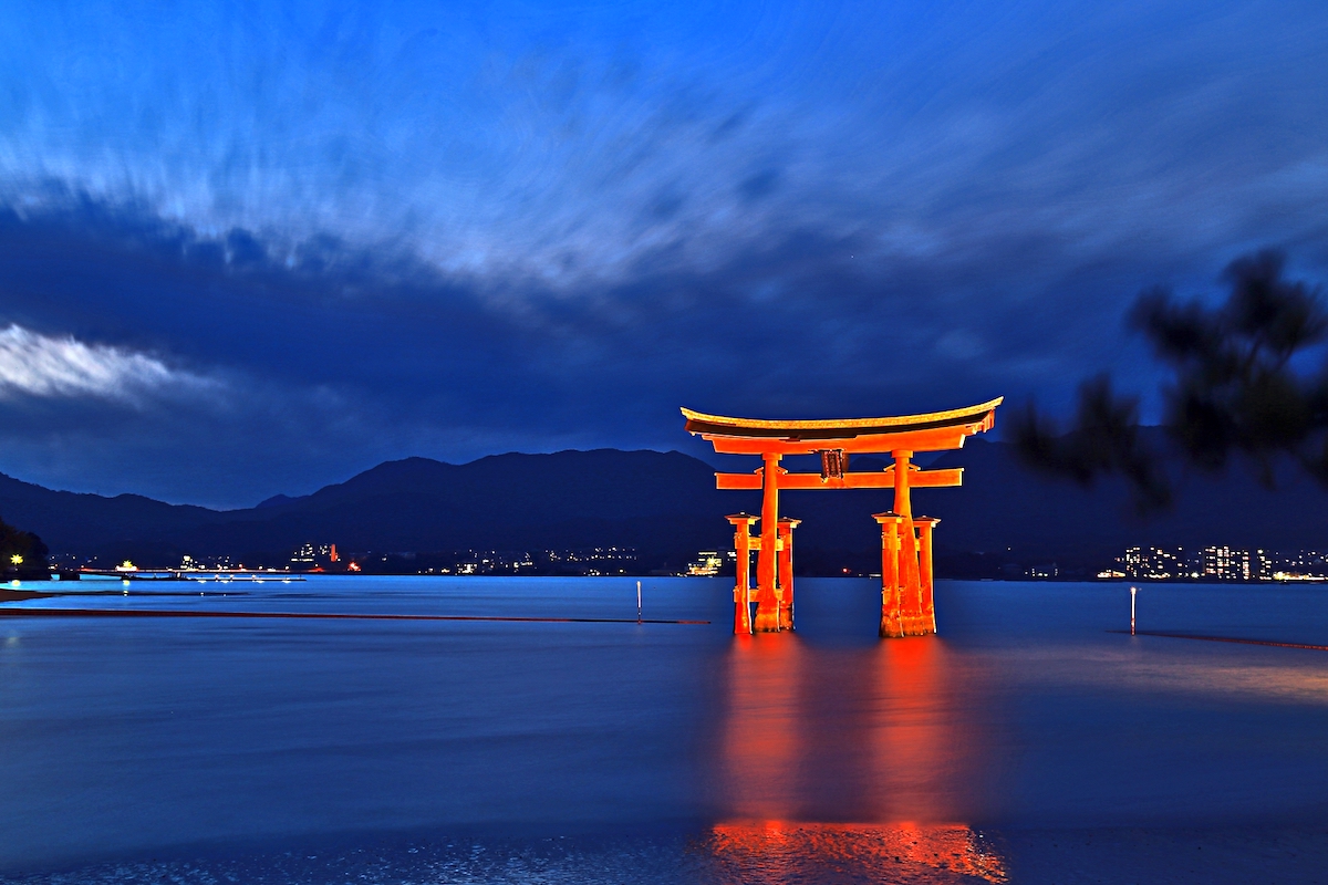 厳島神社・大鳥居
