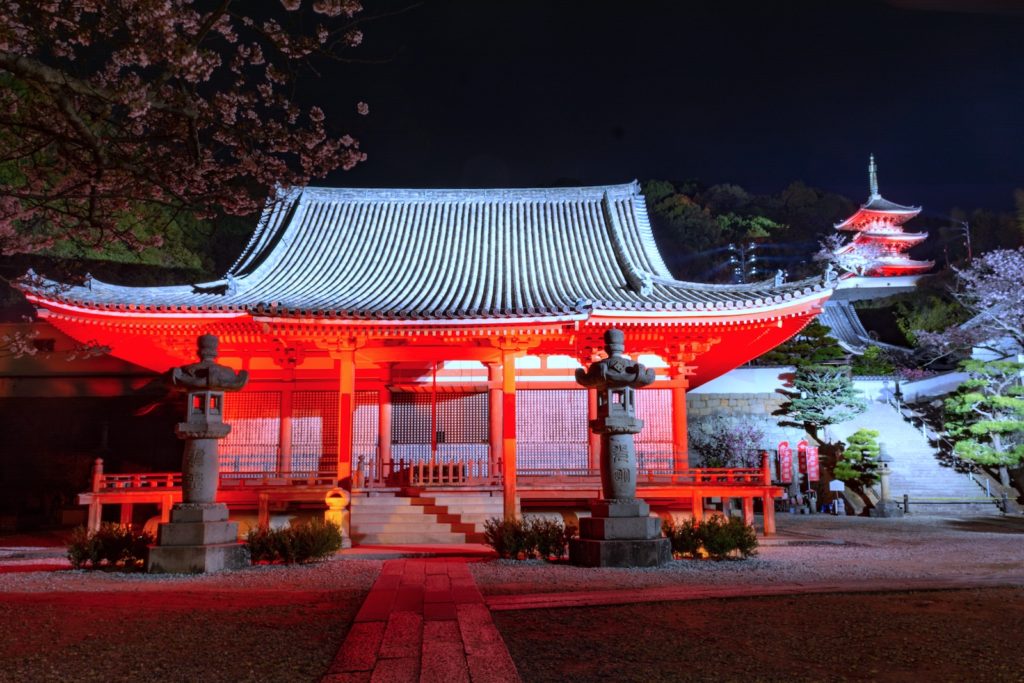 西國寺・金堂