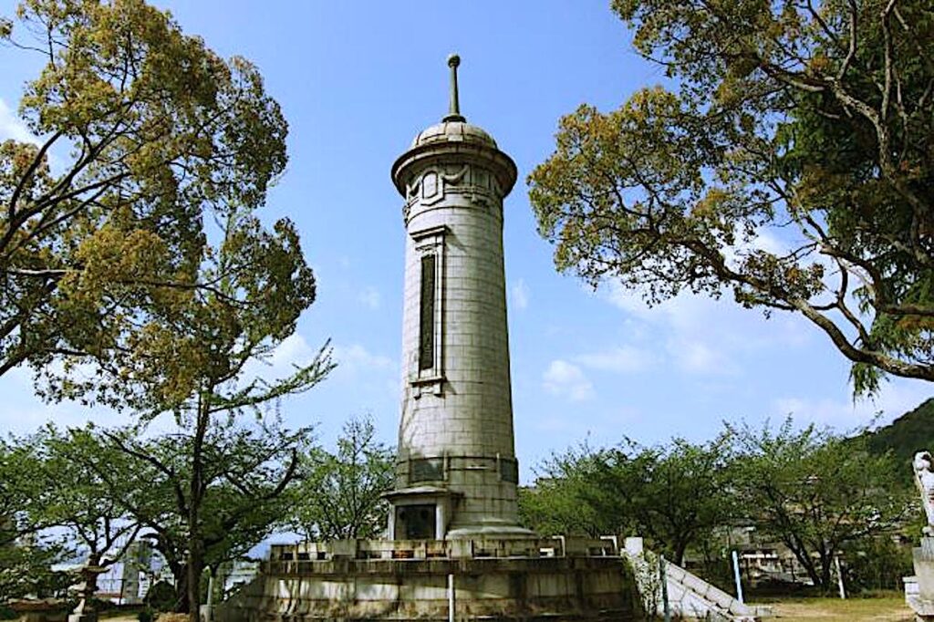 旧呉海軍墓地（長迫公園）
