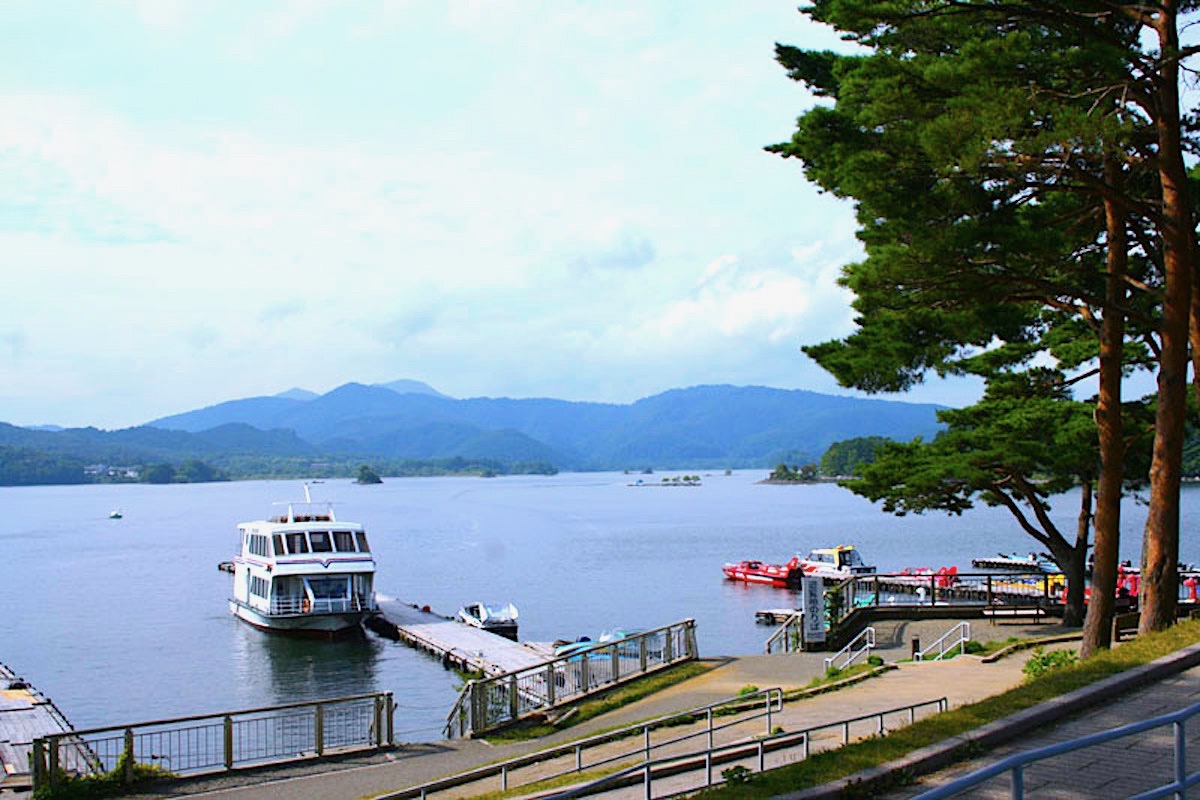 桧原湖遊覧船(磐梯観光船)