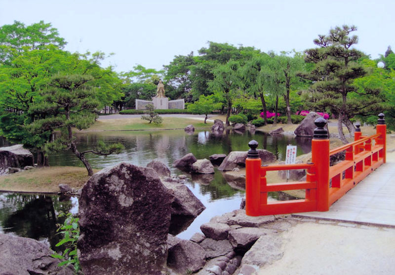 紫式部公園