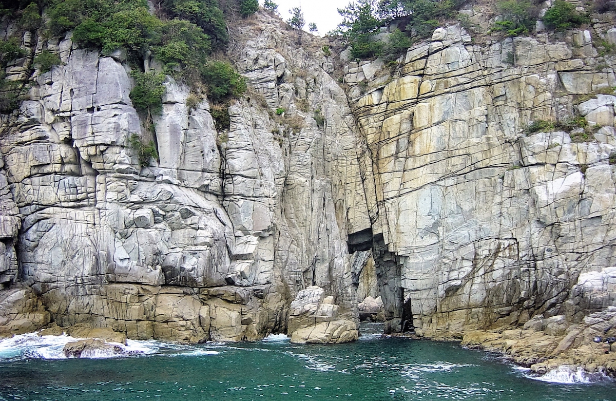 蘇洞門