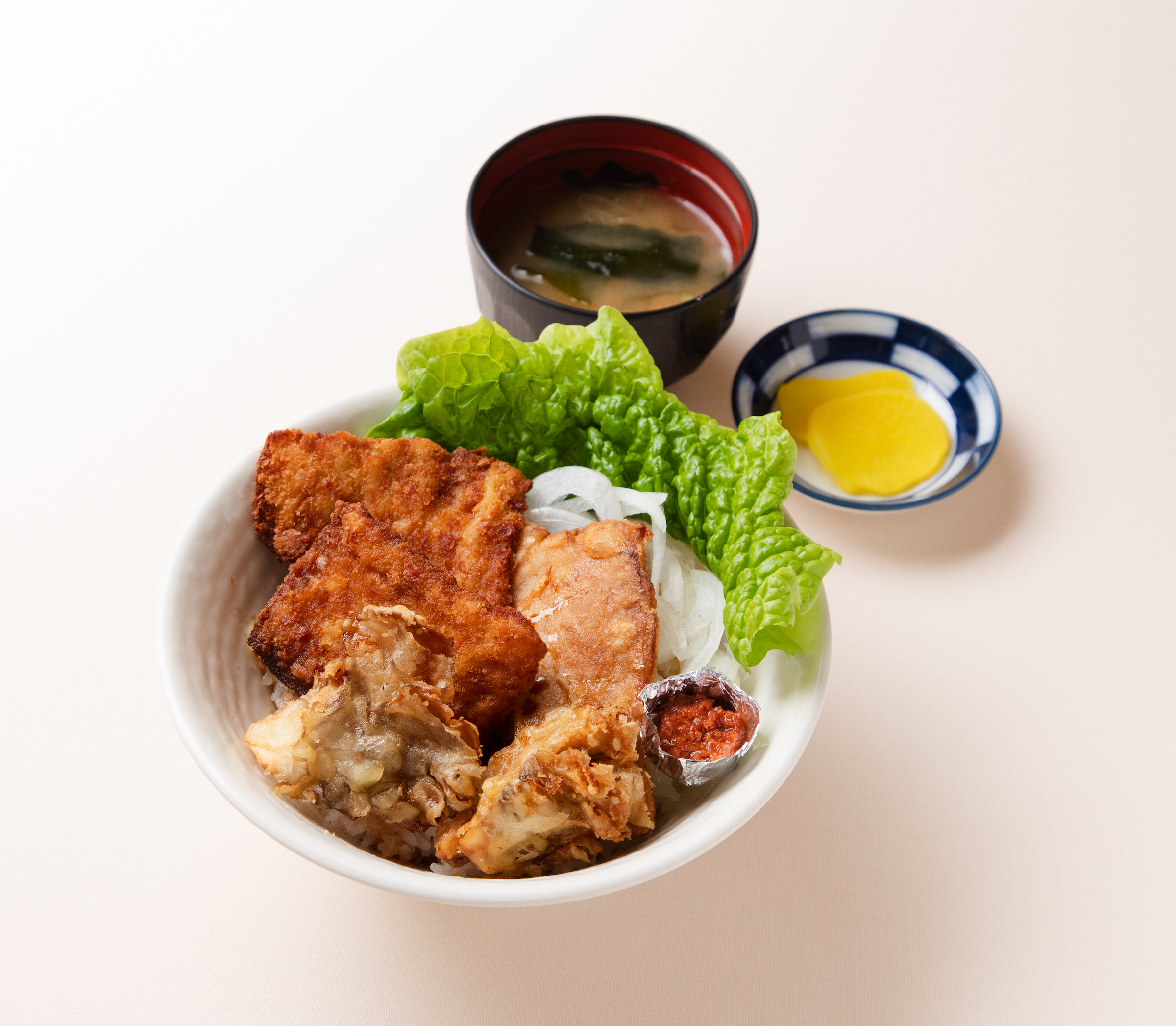 新潟うま辛丼