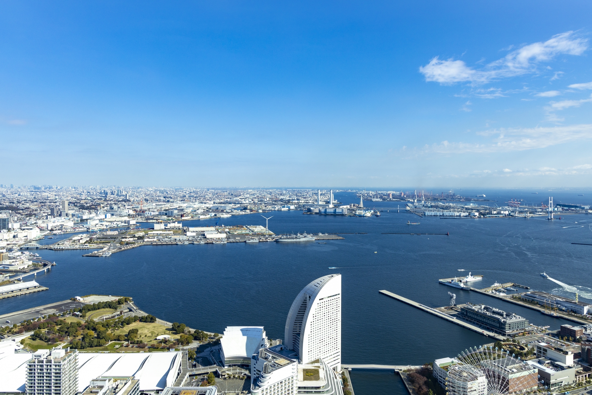 横浜ランドマークタワー
