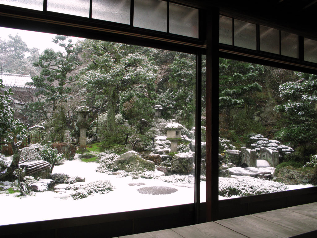 北前船主屋敷蔵六園