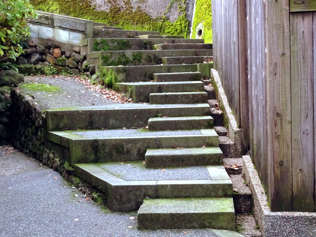 暗がり坂