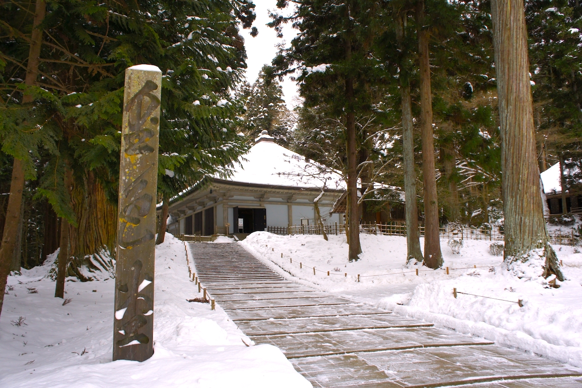 中尊寺・金色堂