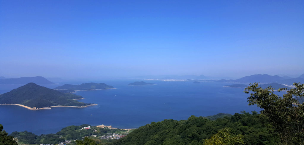 紫雲出山
