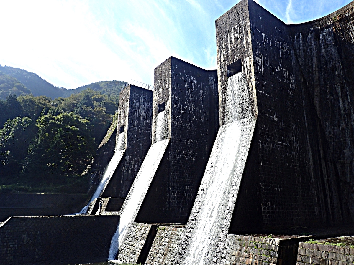 豊稔池ダム
