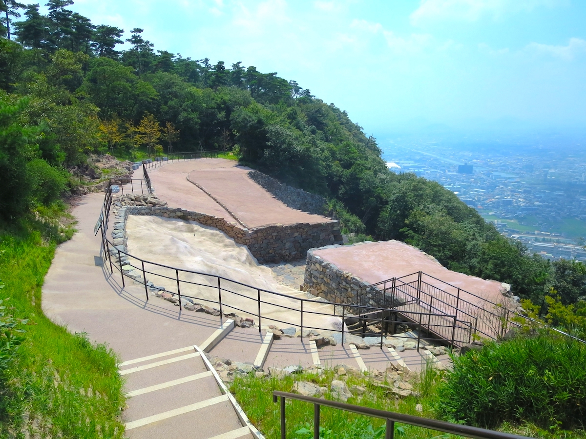 屋嶋城