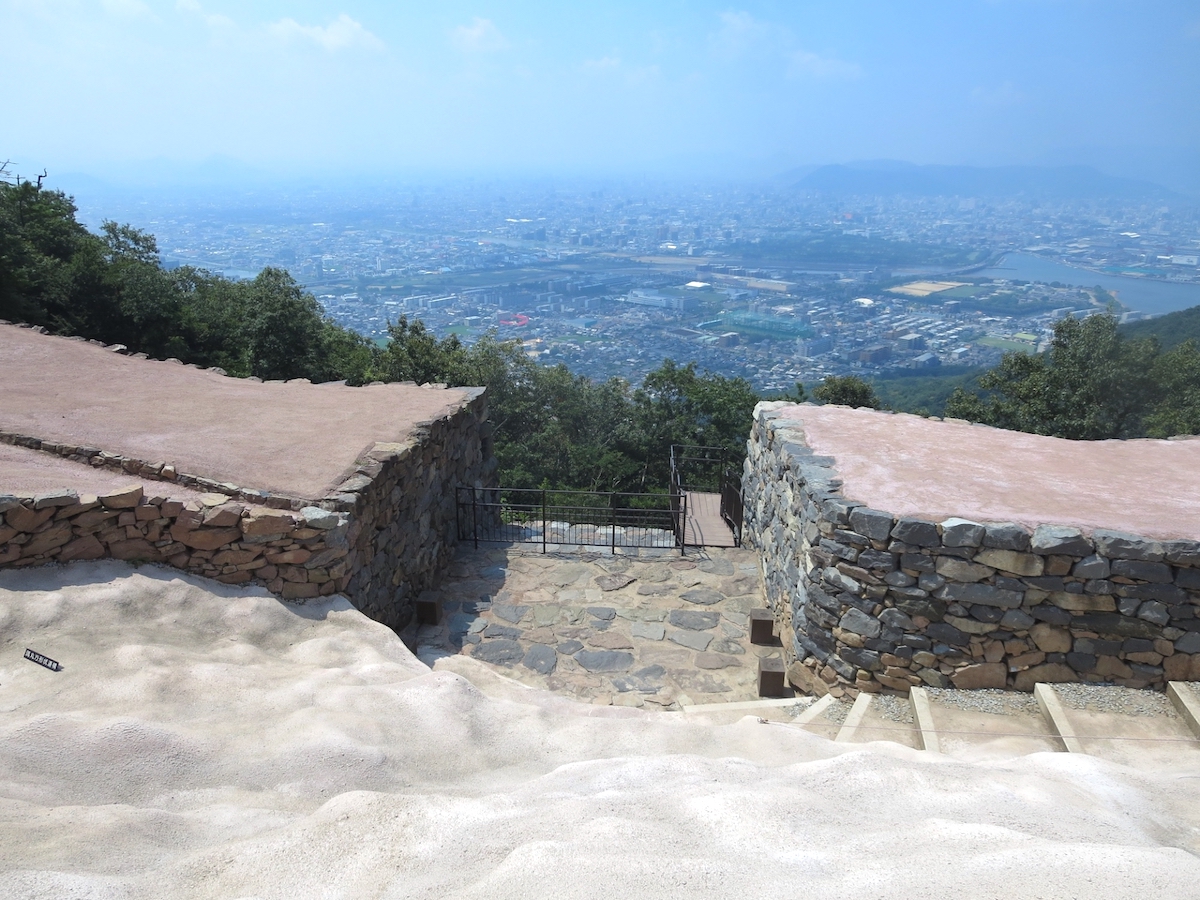 屋嶋城