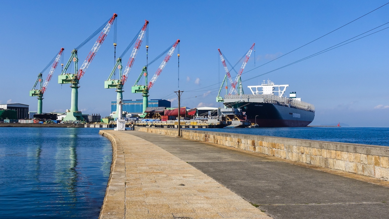 多度津港旧外港東防波堤