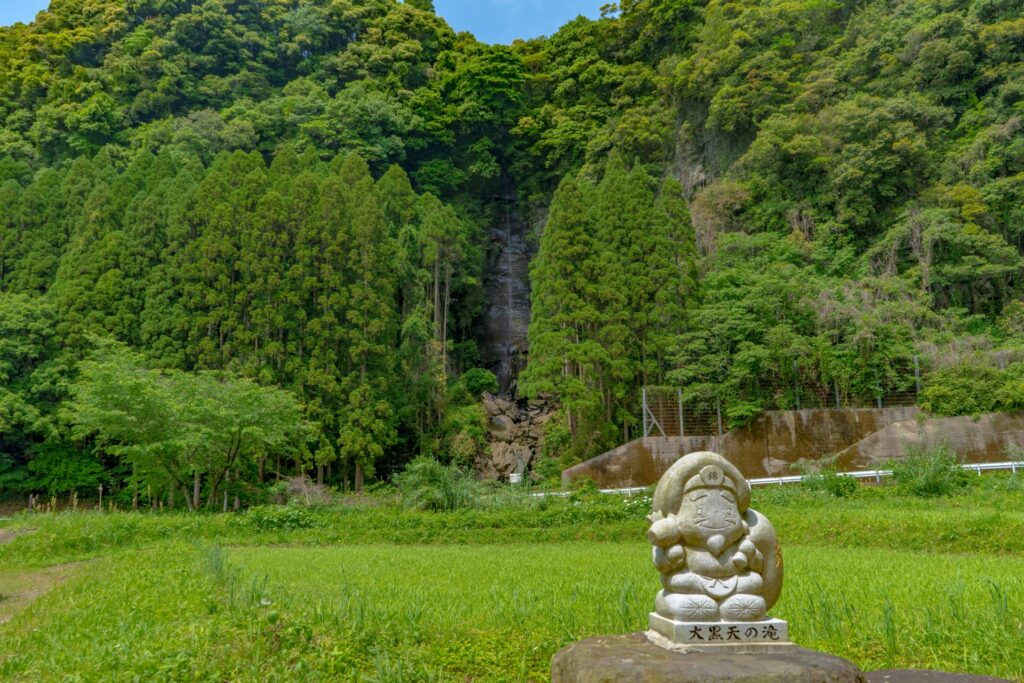 小便の滝