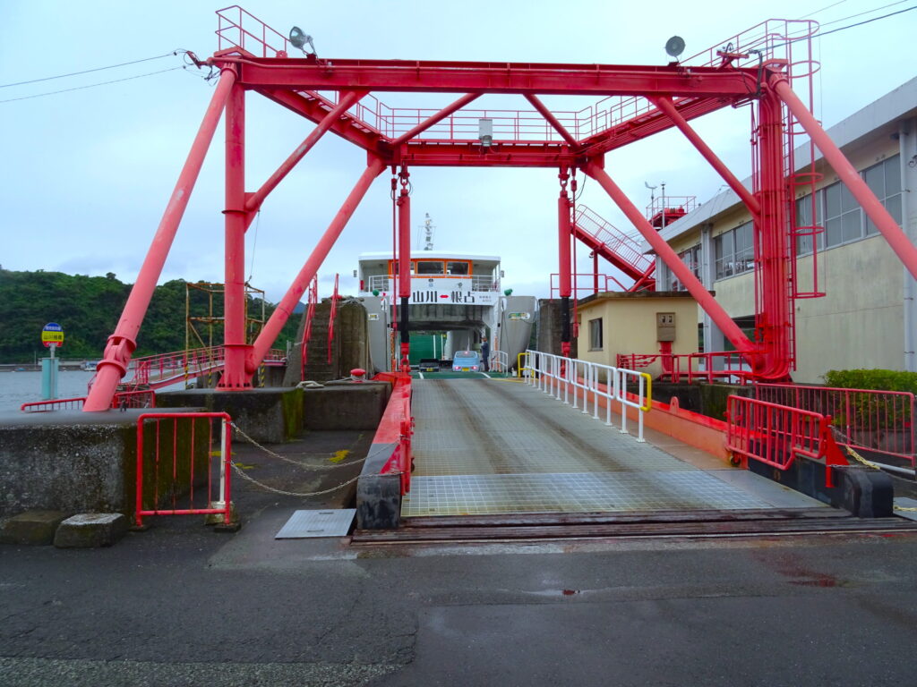山川港
