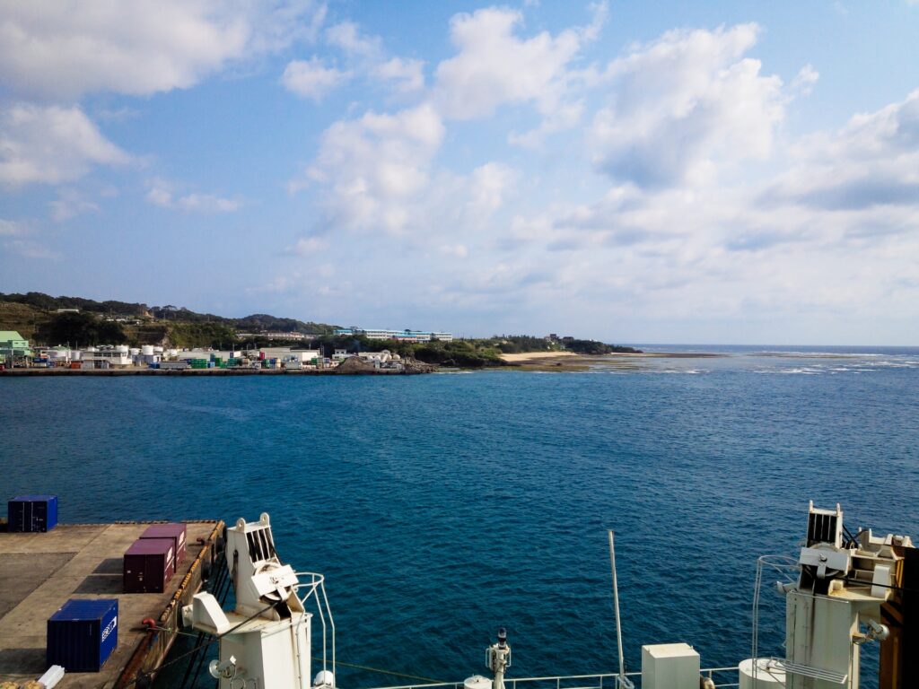 徳之島・亀徳新港