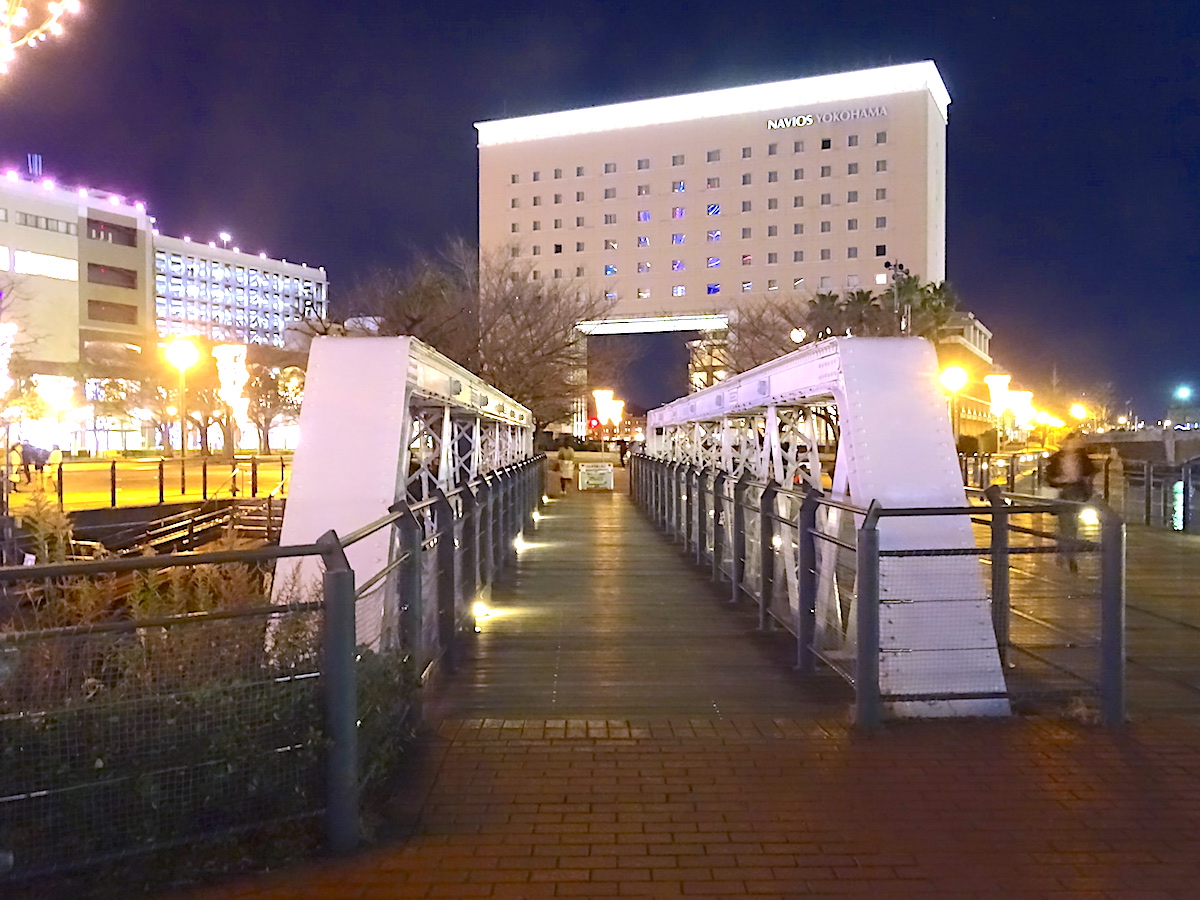 港三号橋梁(汽車道)
