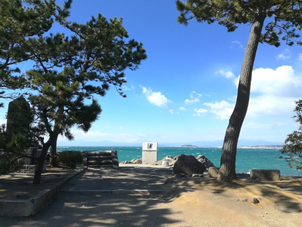石原裕次郎記念碑