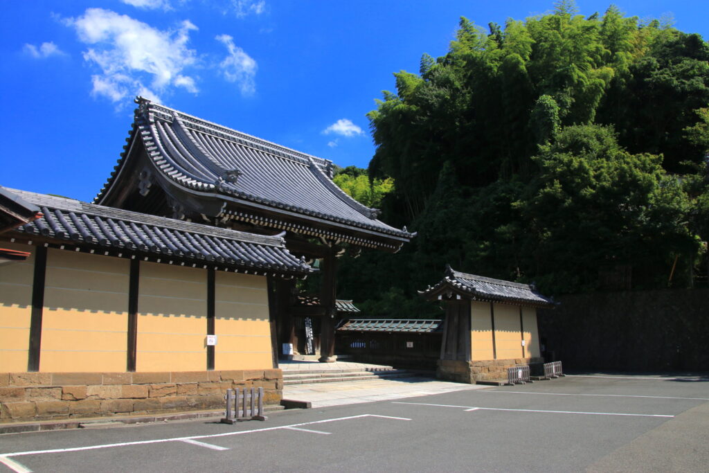 建長寺・総門