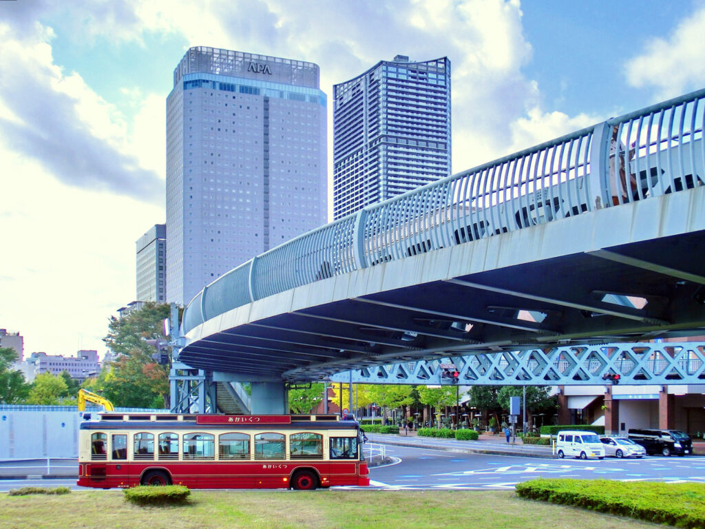 新港サークルウォーク