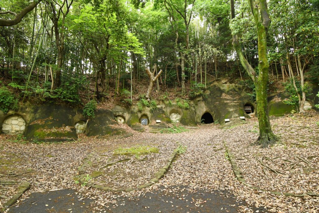 市ケ尾横穴古墳群