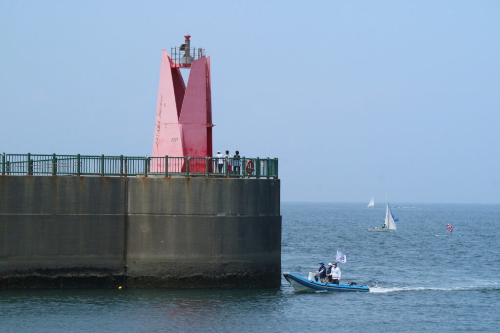 葉山港A防波堤灯台