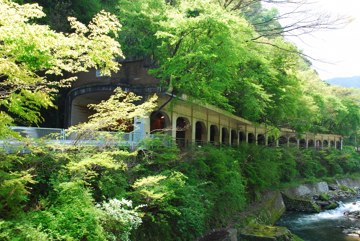 写真はすべて現役時代の函嶺洞門です