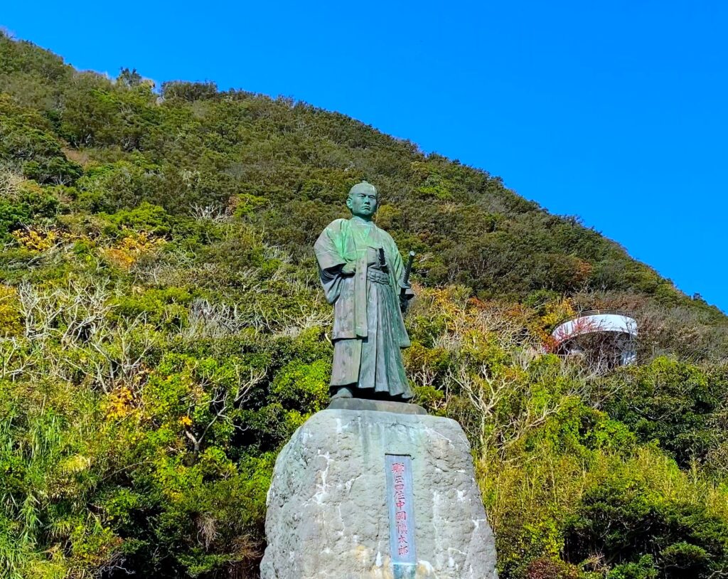 中岡慎太郎像