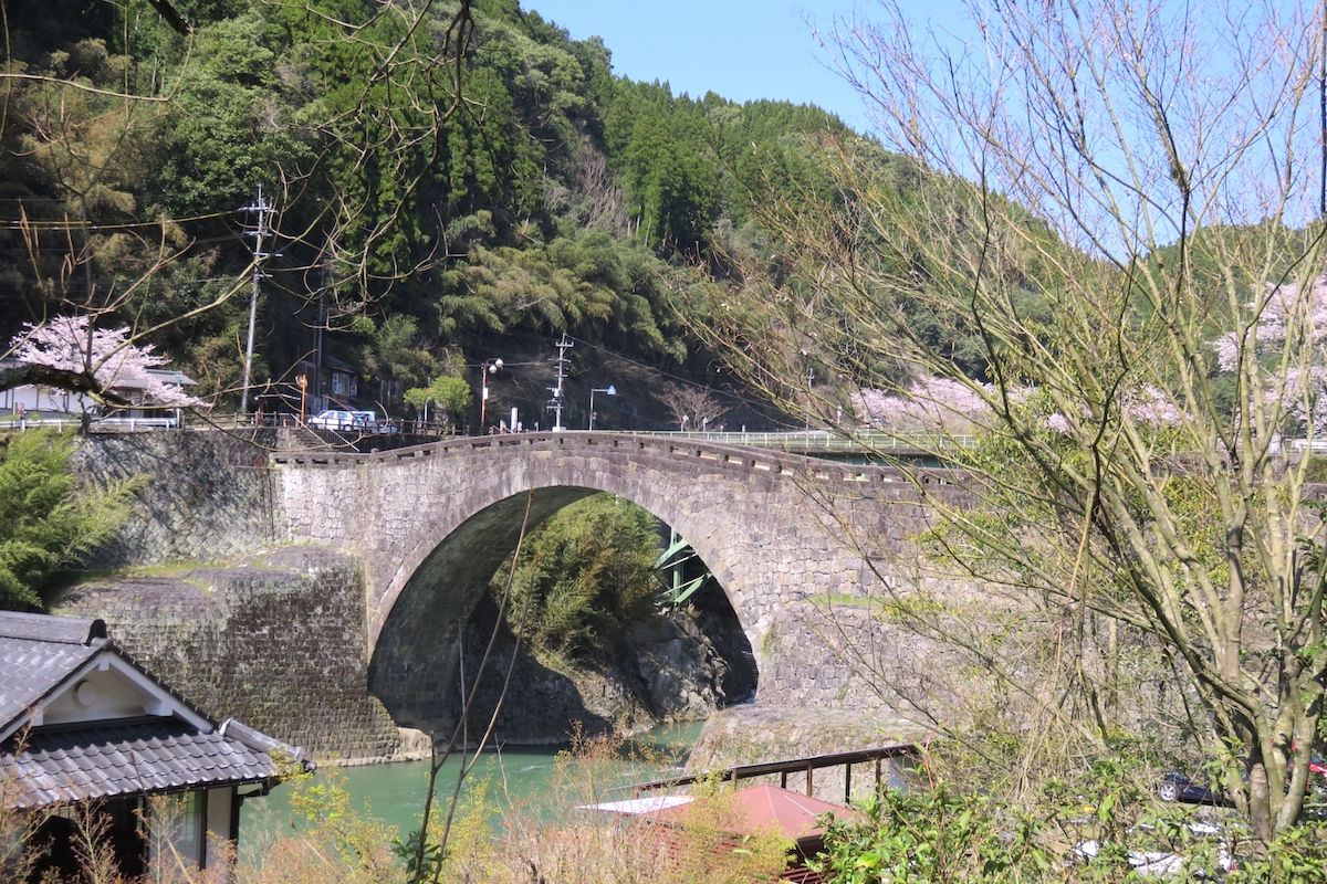 霊台橋