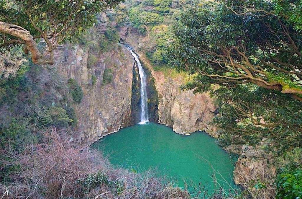 数鹿流ヶ滝