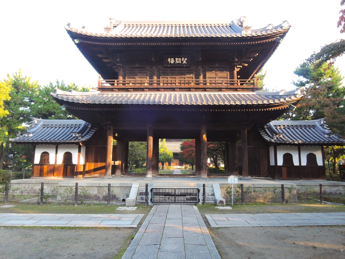 建仁寺・三門
